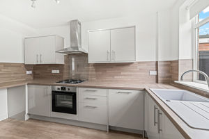 Kitchen- click for photo gallery